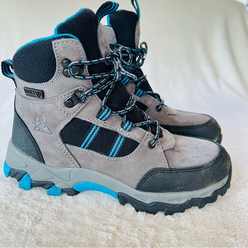 Rocky Women's Endeavor Point Waterproof Hiking Boots Vibram SIZE 8.5 LIKE NEW